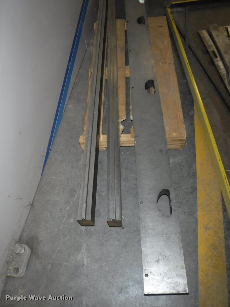 image for item DJ9243 Wysong MTH60-96 sheet metal brake