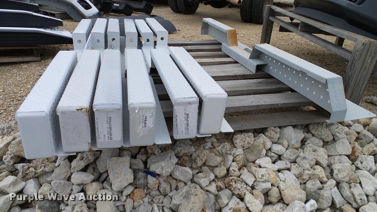 image for item DJ9988 (7) utility bed bumpers