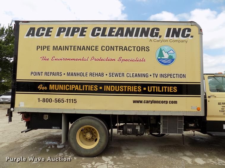 image for item DK9990 1993 Ford F800 box truck