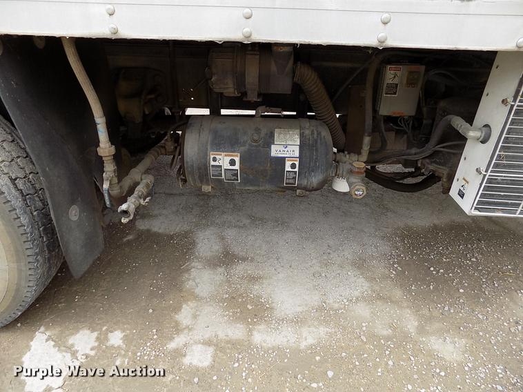 image for item DK9990 1993 Ford F800 box truck