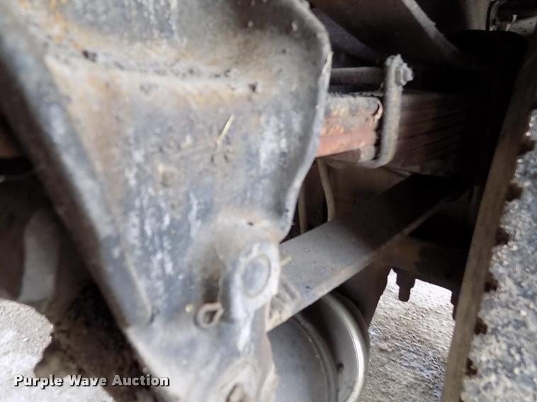 image for item DK9990 1993 Ford F800 box truck