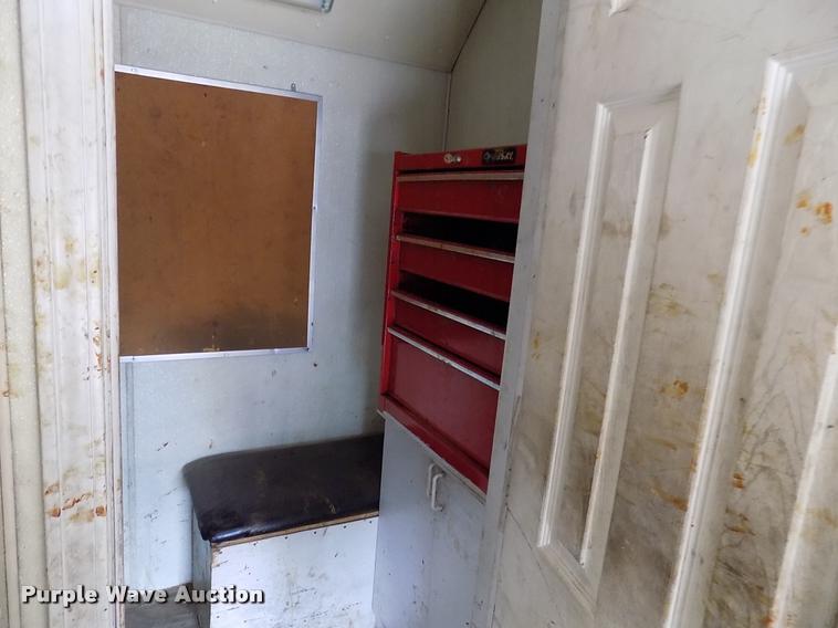 image for item DK9990 1993 Ford F800 box truck