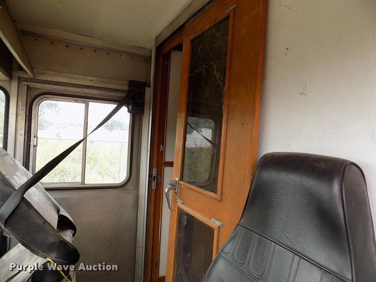 image for item DK9992 1998 Chevrolet P30 delivery truck