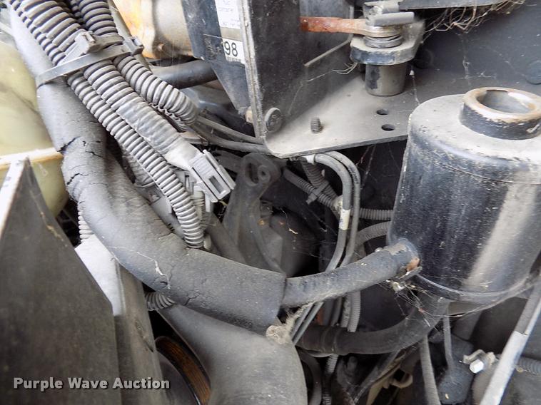 image for item DK9992 1998 Chevrolet P30 delivery truck