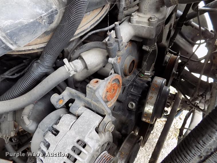 image for item DK9992 1998 Chevrolet P30 delivery truck