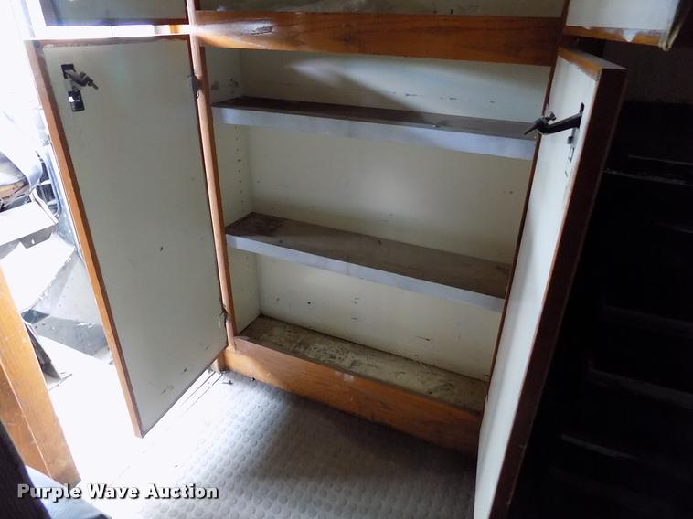 image for item DK9992 1998 Chevrolet P30 delivery truck