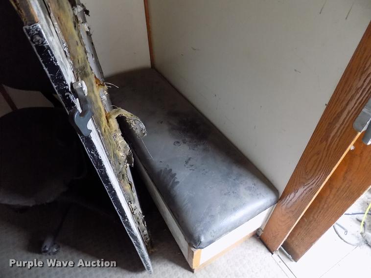 image for item DK9992 1998 Chevrolet P30 delivery truck