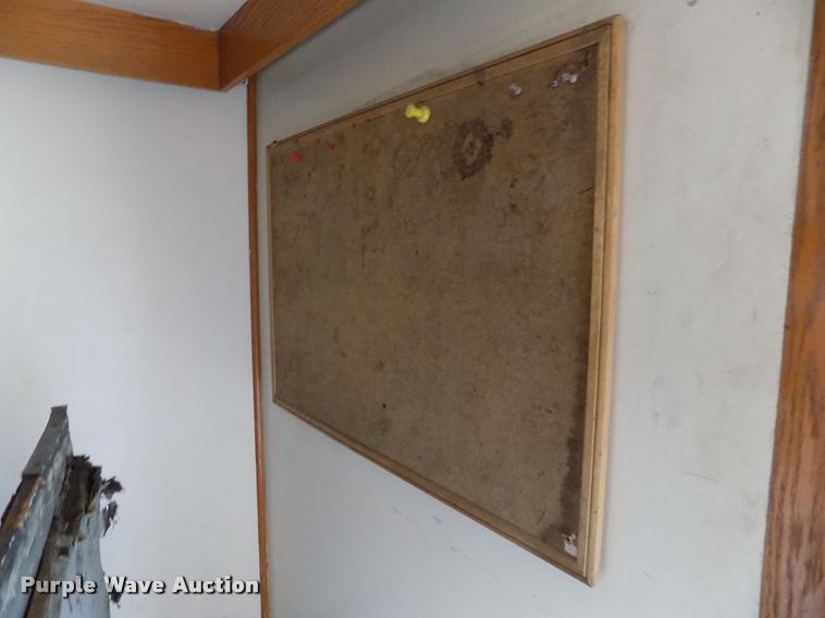 image for item DK9992 1998 Chevrolet P30 delivery truck