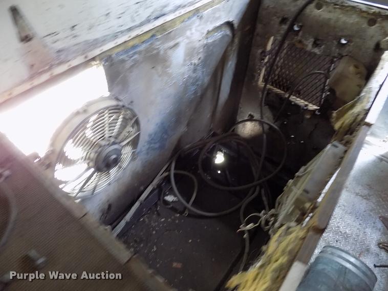 image for item DK9992 1998 Chevrolet P30 delivery truck