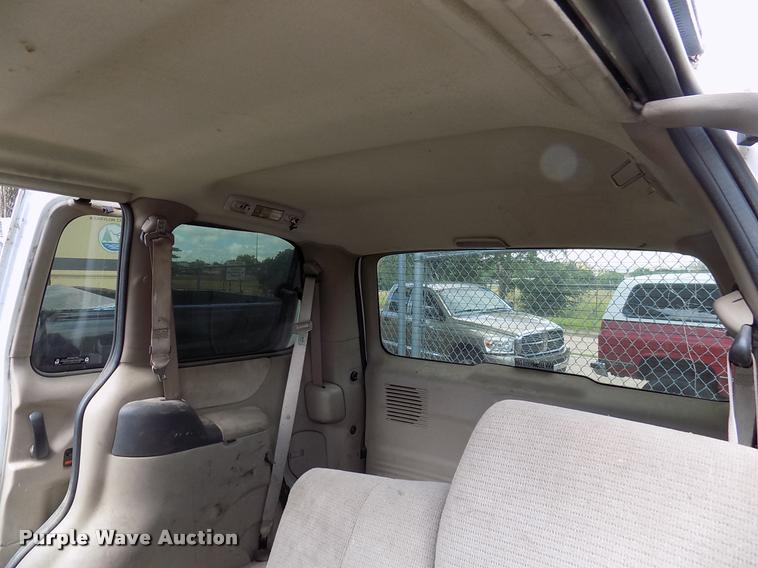 image for item DK9996 2002 Chevrolet Venture van