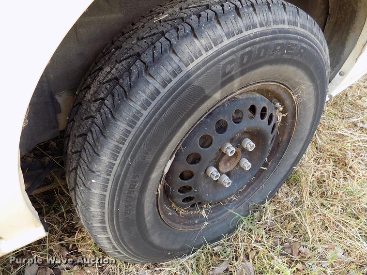 image for item DK9996 2002 Chevrolet Venture van