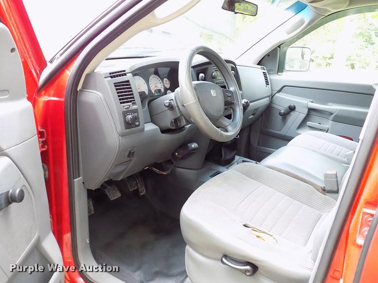 image for item DK9997 2006 Dodge Ram 3500 Quad Cab flatbed pickup truck