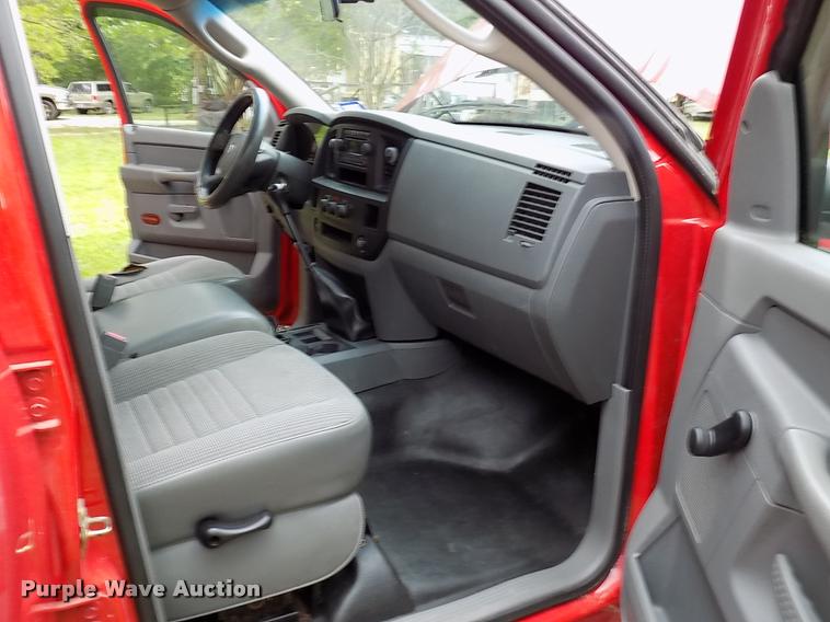 image for item DK9997 2006 Dodge Ram 3500 Quad Cab flatbed pickup truck