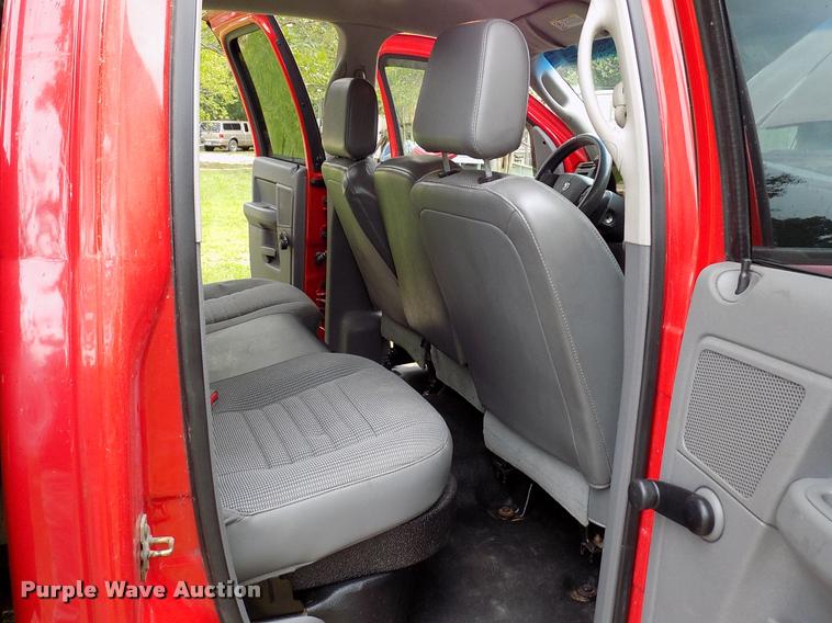 image for item DK9997 2006 Dodge Ram 3500 Quad Cab flatbed pickup truck