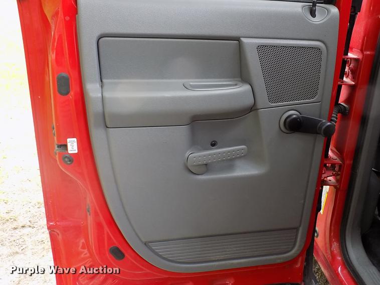 image for item DK9997 2006 Dodge Ram 3500 Quad Cab flatbed pickup truck