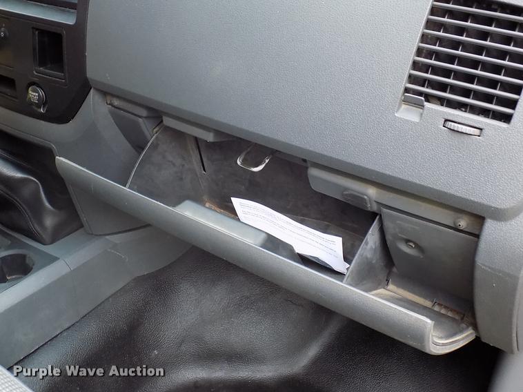 image for item DK9997 2006 Dodge Ram 3500 Quad Cab flatbed pickup truck