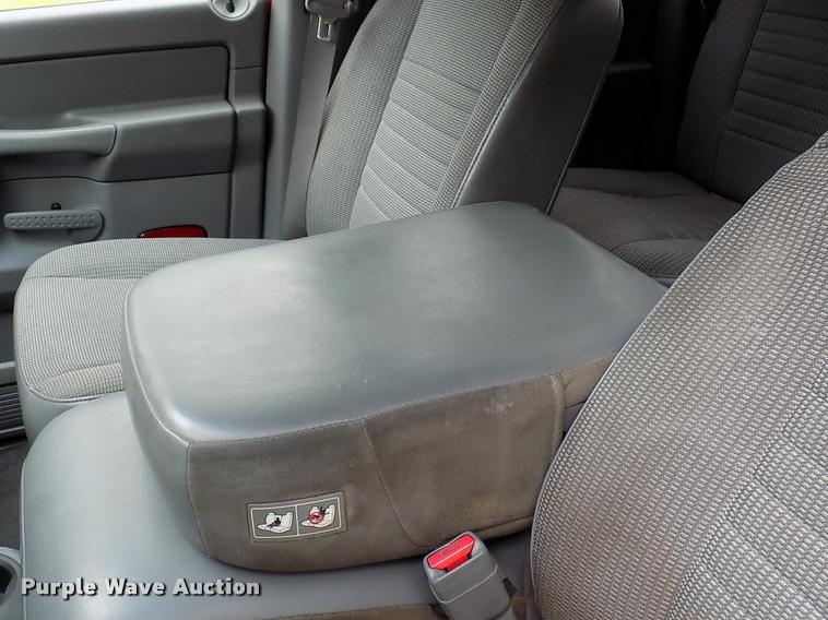 image for item DK9997 2006 Dodge Ram 3500 Quad Cab flatbed pickup truck