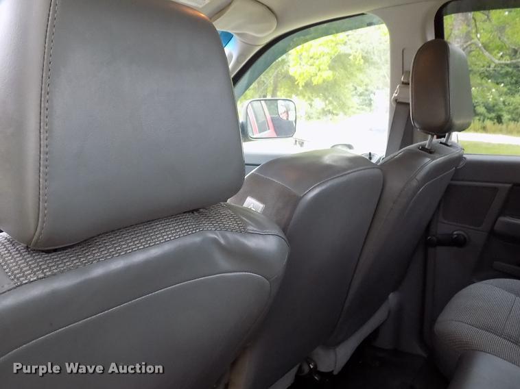 image for item DK9997 2006 Dodge Ram 3500 Quad Cab flatbed pickup truck