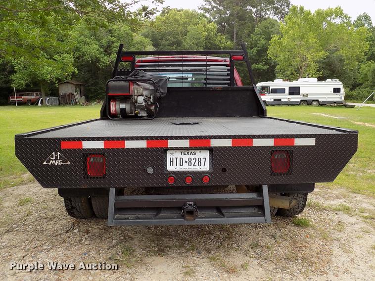 image for item DK9997 2006 Dodge Ram 3500 Quad Cab flatbed pickup truck