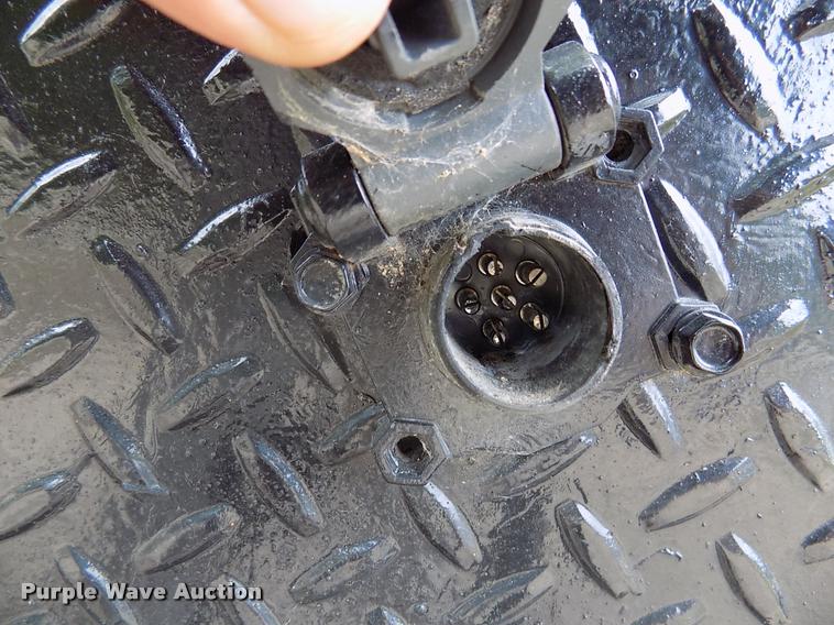 image for item DK9997 2006 Dodge Ram 3500 Quad Cab flatbed pickup truck