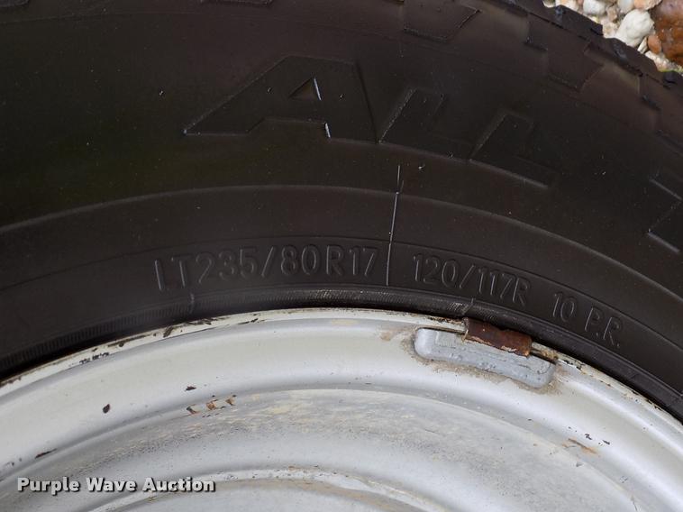 image for item DK9997 2006 Dodge Ram 3500 Quad Cab flatbed pickup truck