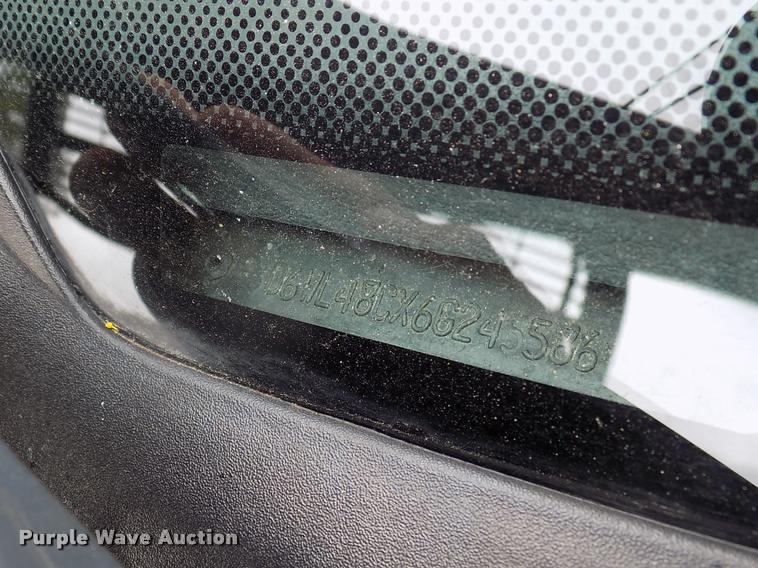 image for item DK9997 2006 Dodge Ram 3500 Quad Cab flatbed pickup truck