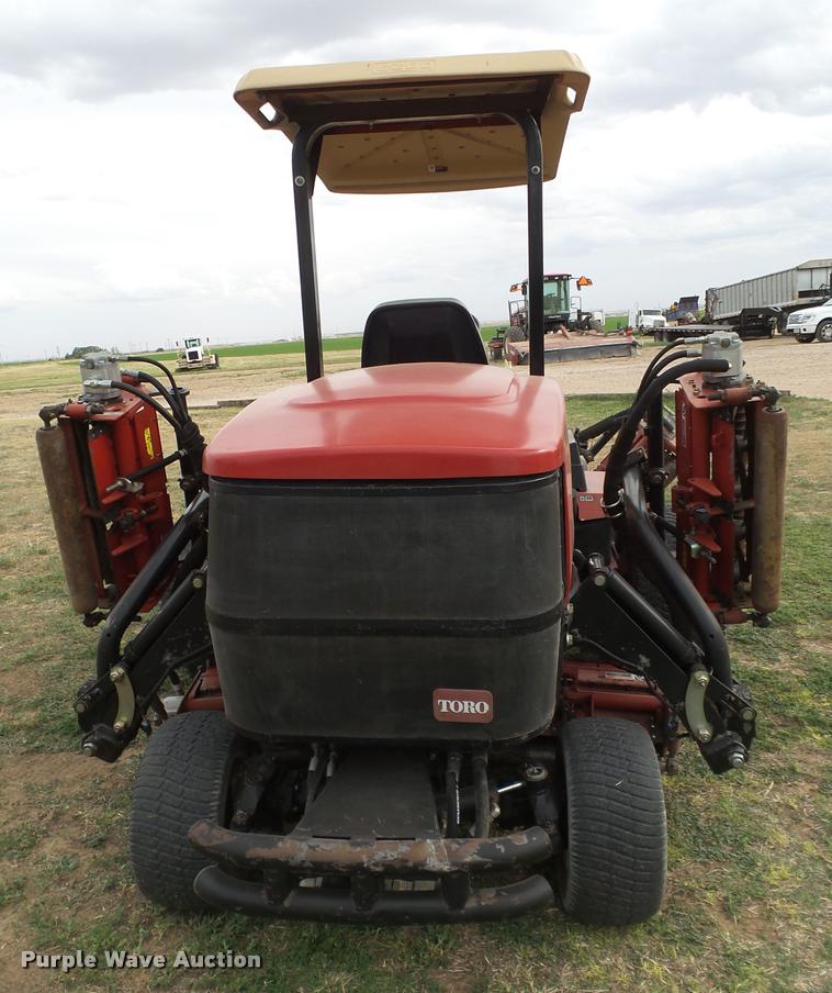 image for item DL9107 Toro Reelmaster 6700D lawn mower