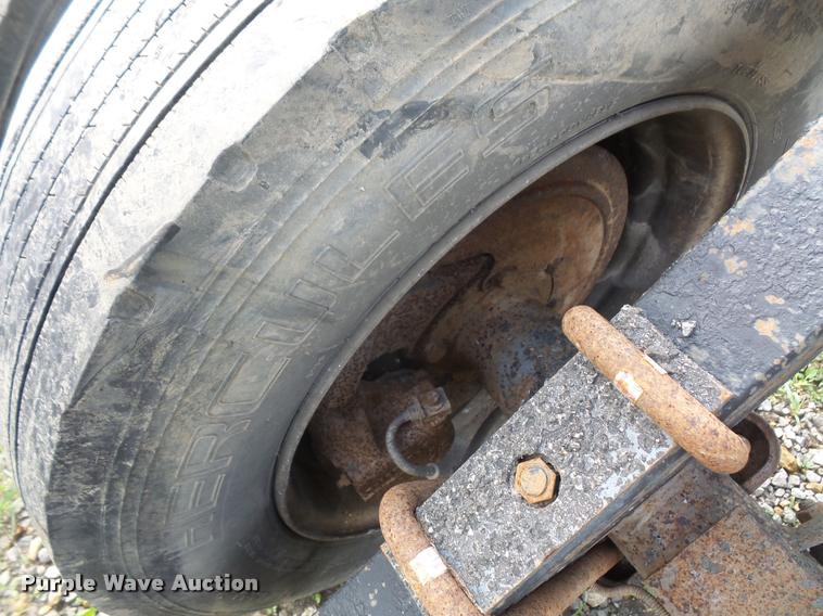 image for item DL9685 Rear axle with dual tires and wheels