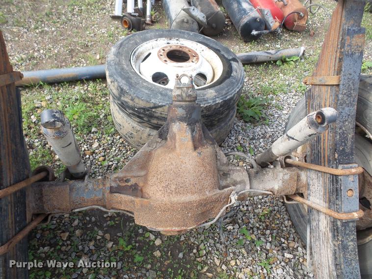 image for item DL9685 Rear axle with dual tires and wheels