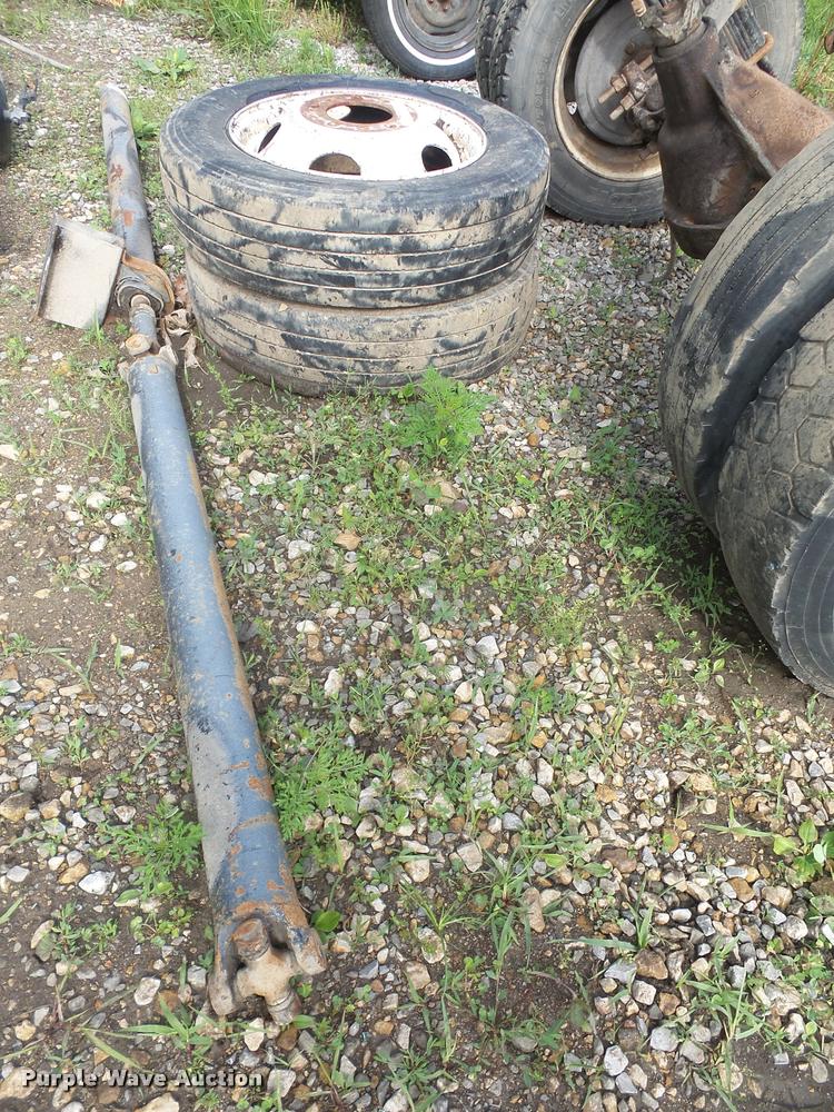image for item DL9685 Rear axle with dual tires and wheels