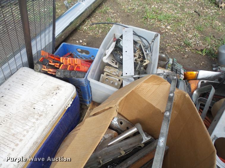 image for item DL9686 Truck parts