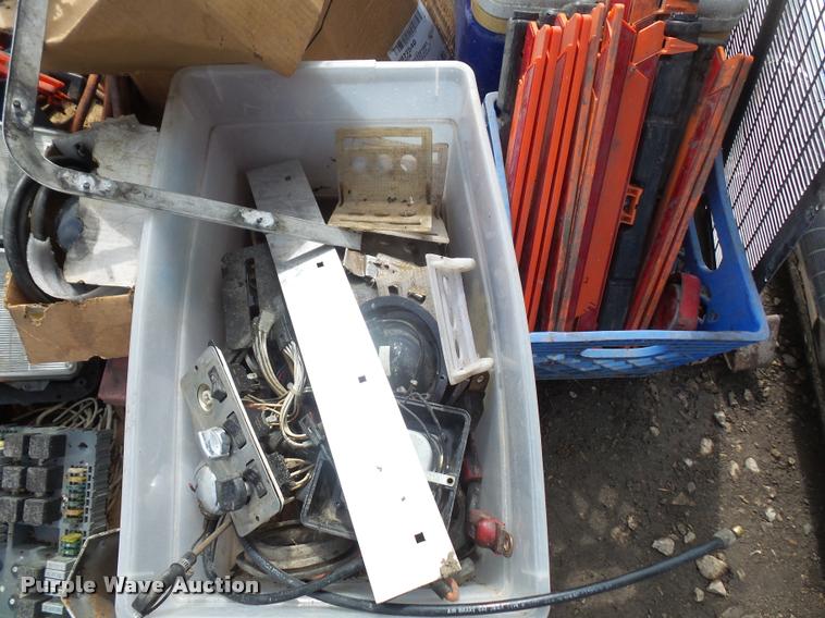 image for item DL9686 Truck parts