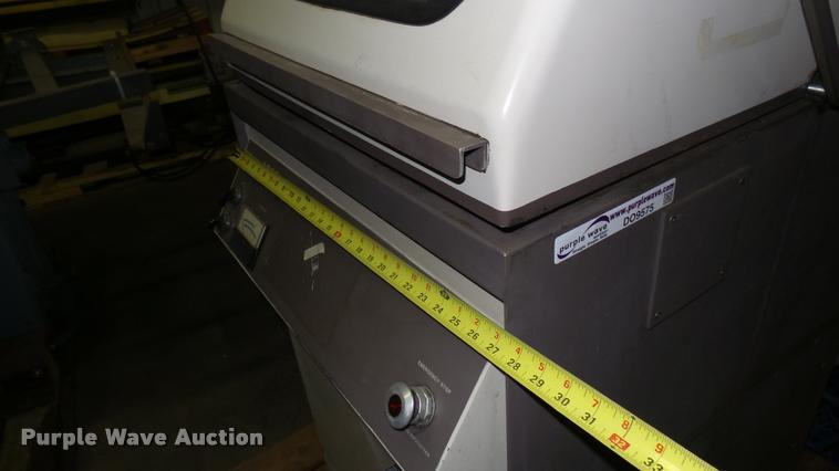 image for item DO9575 Leco CM-24 cut-off machine