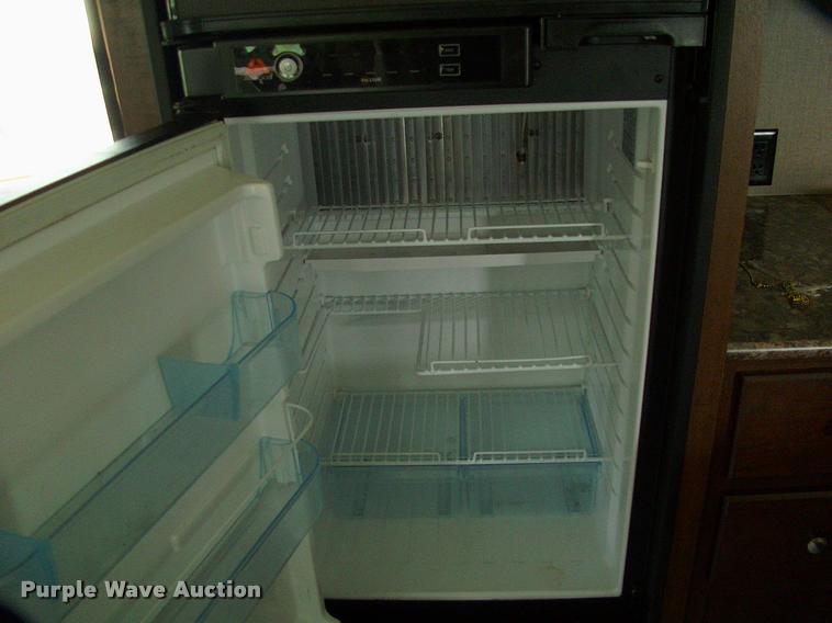 image for item DP9309 2016 Keystone Hideout camper