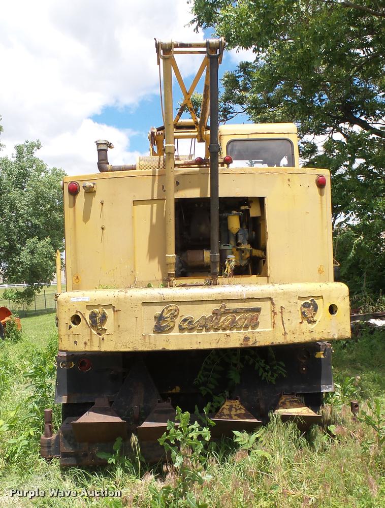 image for item DQ9015 1970 Bantam T-350 truck crane