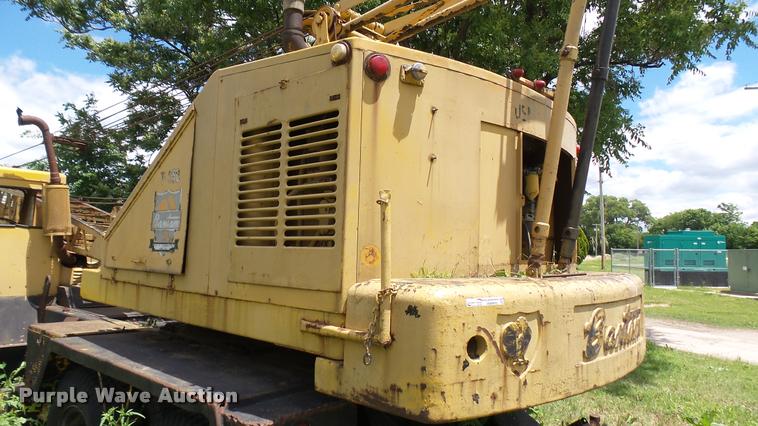 image for item DQ9015 1970 Bantam T-350 truck crane
