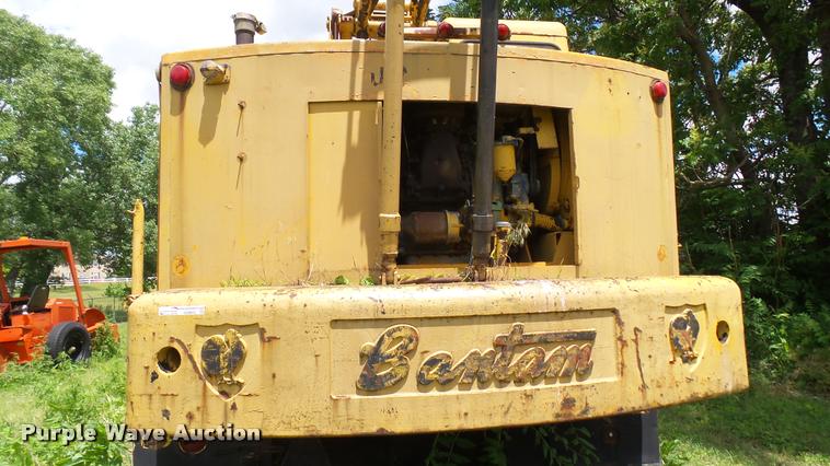 image for item DQ9015 1970 Bantam T-350 truck crane