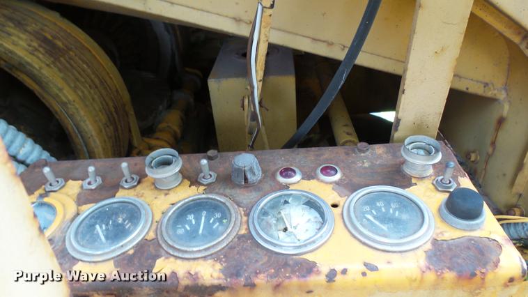 image for item DQ9015 1970 Bantam T-350 truck crane