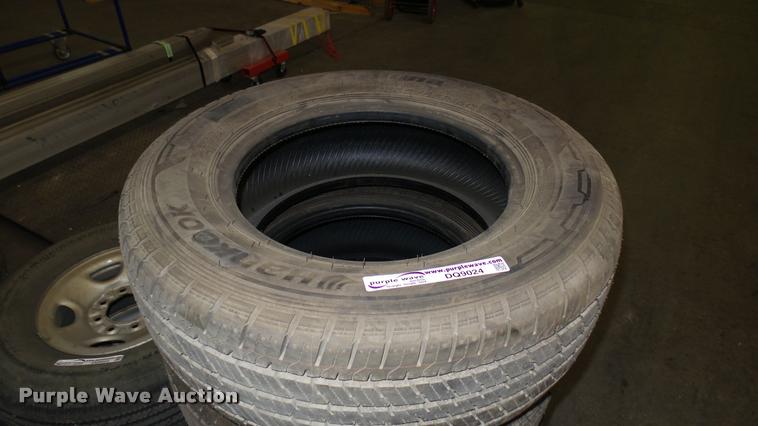 image for item DQ9024 (5) Hankook 235/65R16 tires