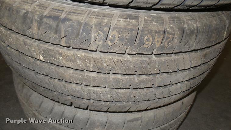 image for item DQ9024 (5) Hankook 235/65R16 tires
