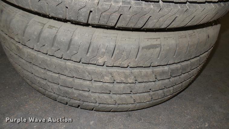image for item DQ9024 (5) Hankook 235/65R16 tires