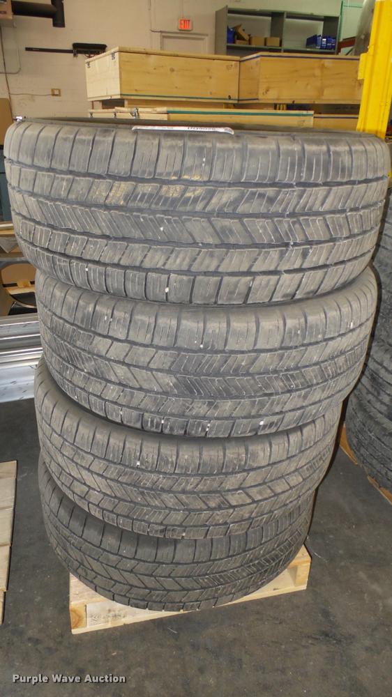 image for item DQ9026 (4) Goodyear P275/55R20 tires