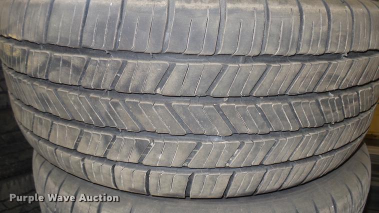 image for item DQ9026 (4) Goodyear P275/55R20 tires