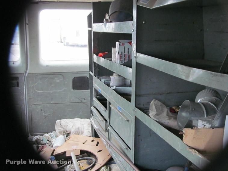 image for item J2552 2004 Ford E350 Super Duty van