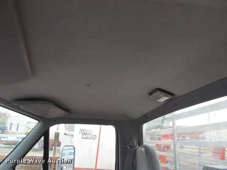 image for item J2554 1996 Ford F450 Super Duty flatbed truck