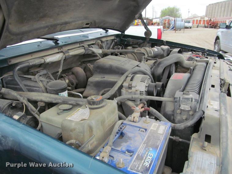 image for item J2554 1996 Ford F450 Super Duty flatbed truck