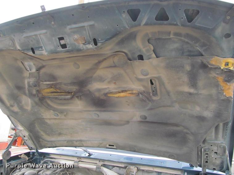 image for item J2554 1996 Ford F450 Super Duty flatbed truck