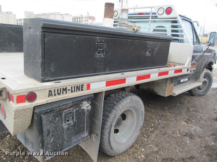 image for item J2554 1996 Ford F450 Super Duty flatbed truck