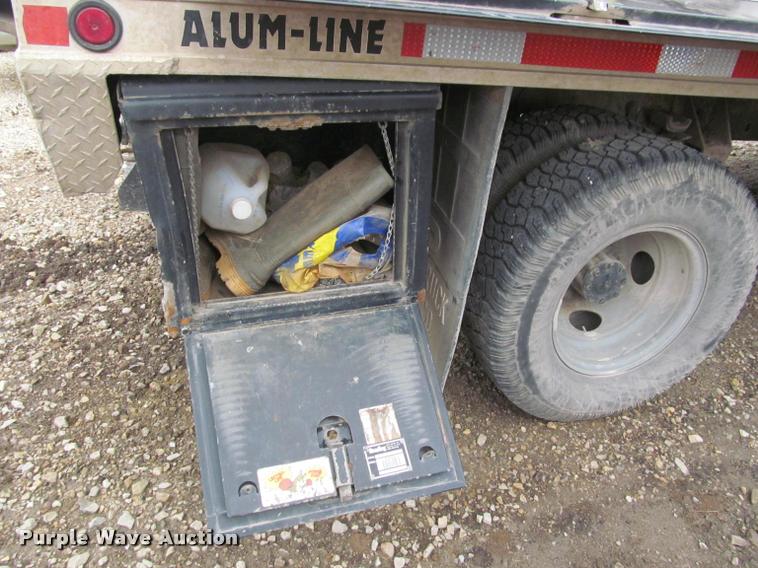 image for item J2554 1996 Ford F450 Super Duty flatbed truck