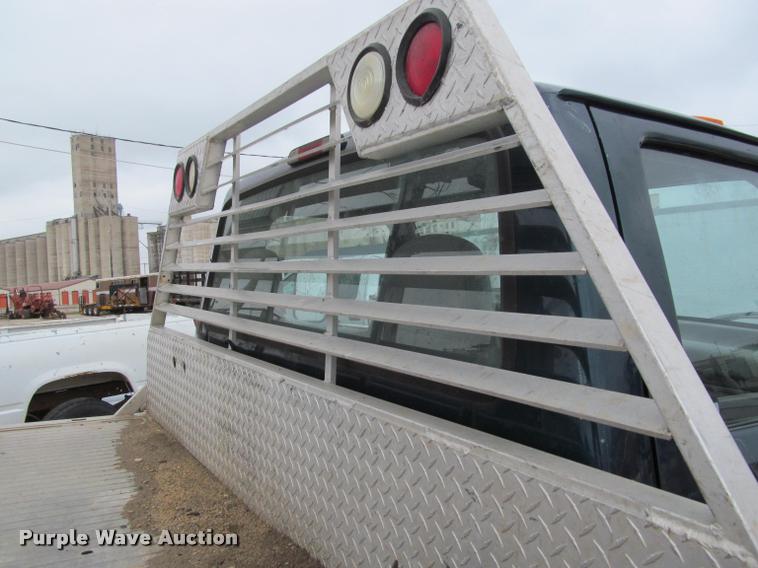 image for item J2554 1996 Ford F450 Super Duty flatbed truck